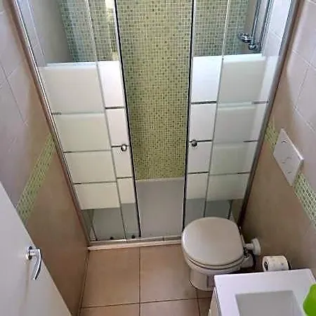 Hotel Charming In Location With Air Conditioning Pets